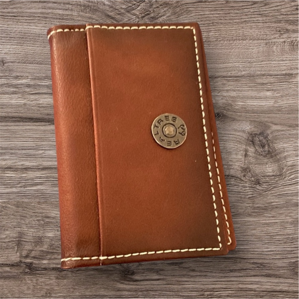 Realtree Brown Leather Key Card Holder